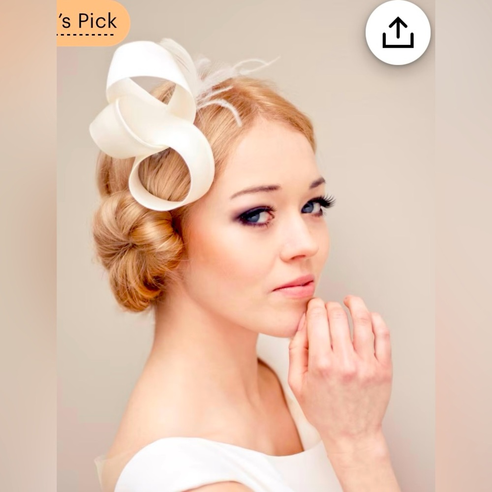 Modern fascinator,withfethers, headpiece bow, silk bridal headpiece